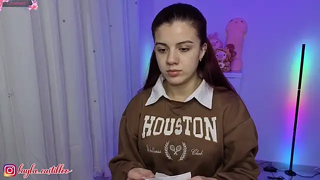 Layla castilloo online show from 29, 6, 2026