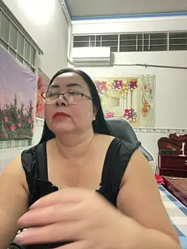 Snapshot of NDith chatting on 6, 7, 2026 NDith online show from 6, 7, 2026