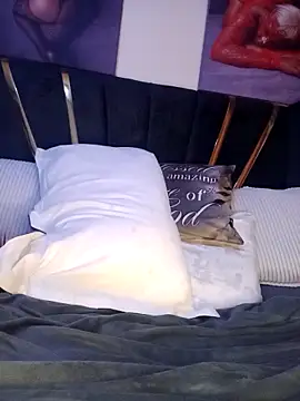 Cherriikenzie online show from 24, 10, 2025