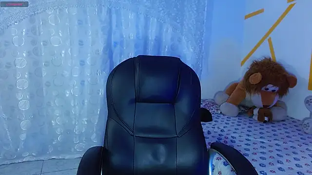 Matthew Boy  online show from 30, 12, 2024