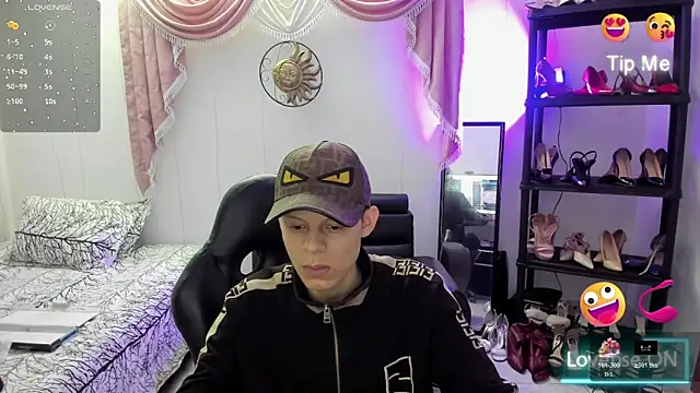 Matthew Boy  online show from 19, 11, 2025