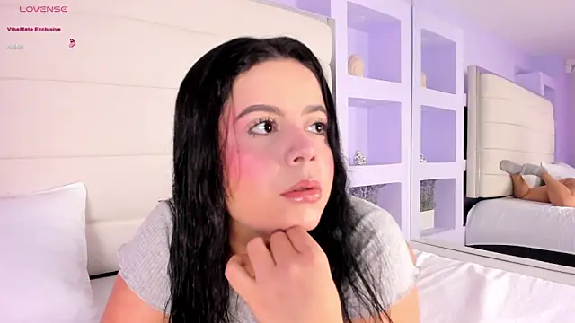 AkiraKings online show from 10, 9, 2025