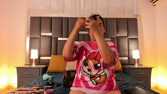 Snapshot of talivega chatting on 12, 10, 2025 talivega online show from 12, 10, 2025