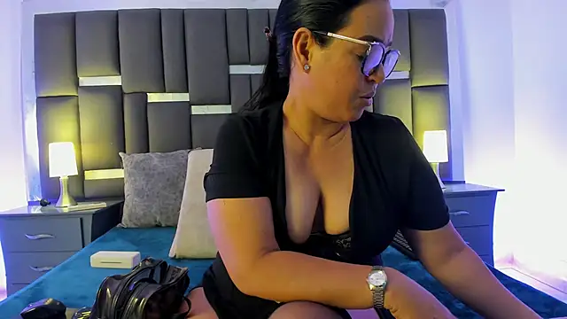 Snapshot of talivega chatting on 28, 10, 2025 talivega online show from 28, 10, 2025