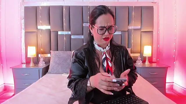 Snapshot of talivega chatting on 19, 12, 2025 talivega online show from 19, 12, 2025