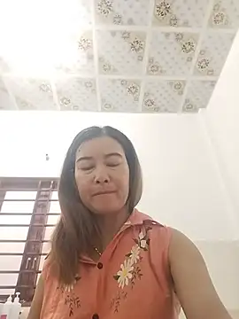 Sexy-ladyboobs20 online show from 16, 7, 2026