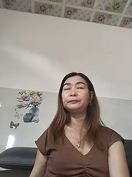 Sexy-ladyboobs20 online show from 18, 7, 2026