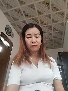 Sexy-ladyboobs20 online show from 19, 7, 2026