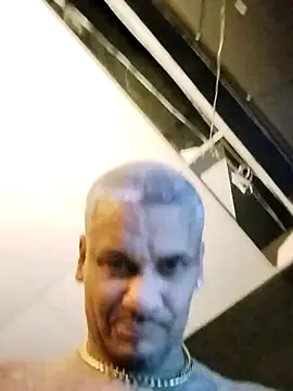 Snapshot of cozydadd chatting on 15, 12, 2024 cozydadd online show from 15, 12, 2024