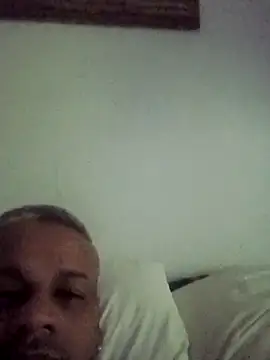 Snapshot of cozydadd chatting on 17, 9, 2025 cozydadd online show from 17, 9, 2025