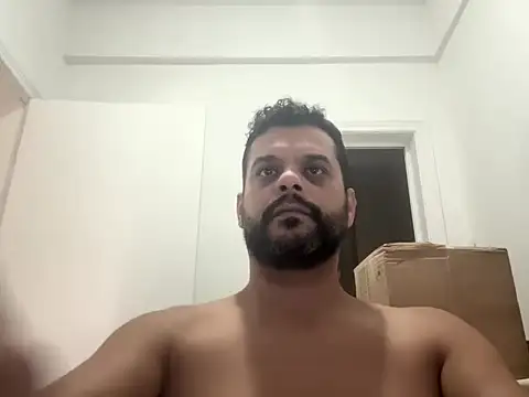 HornyBeachBoyBR online show from 27, 4, 2026