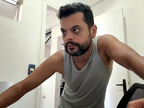 HornyBeachBoyBR online show from 30, 4, 2026