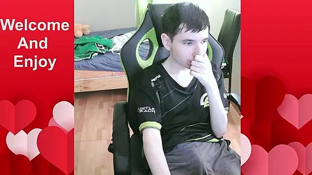 Twink martinboy online show from 4, 3, 2026