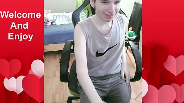 Twink martinboy online show from 28, 3, 2026