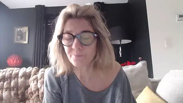 Snapshot of godinflower chatting on 12, 1, 2026 godinflower online show from 12, 1, 2026