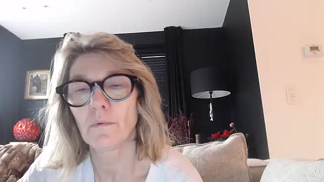 Snapshot of godinflower chatting on 3, 2, 2026 godinflower online show from 3, 2, 2026