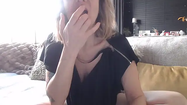 Snapshot of godinflower chatting on 14, 2, 2026 godinflower online show from 14, 2, 2026