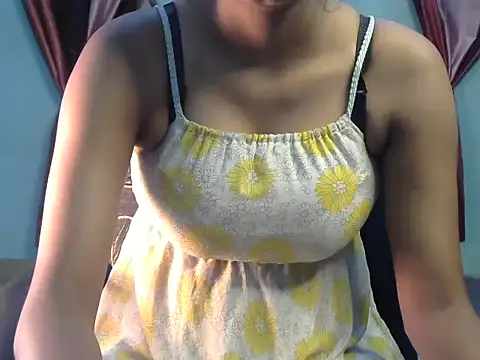 Snapshot of shrishtiGill chatting on 21, 12, 2024 shrishtiGill online show from 21, 12, 2024