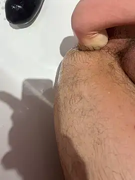 Snapshot of sparksflying123 chatting on 23, 3, 2026 sparksflying123 online show from 23, 3, 2026