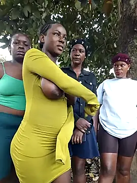 Snapshot of Xtra_bootie chatting on 13, 1, 2026 Xtra bootie online show from 13, 1, 2026