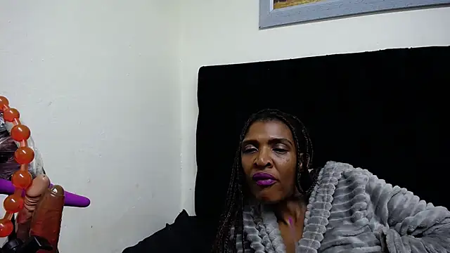 SpicyQueenxxxx online show from 1, 3, 2025