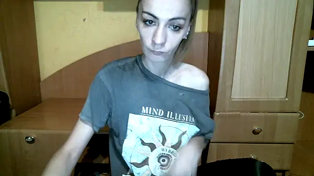 Snapshot of DennisXCaroll chatting on 15, 1, 2026 DennisXCaroll online show from 15, 1, 2026