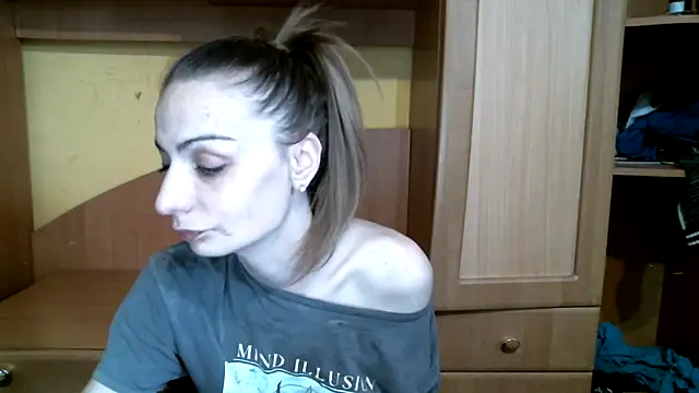 Snapshot of DennisXCaroll chatting on 9, 2, 2026 DennisXCaroll online show from 9, 2, 2026