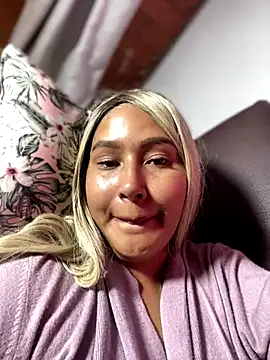 Snapshot of SamaraJay1 chatting on 1, 12, 2024 SamaraJay1 online show from 1, 12, 2024