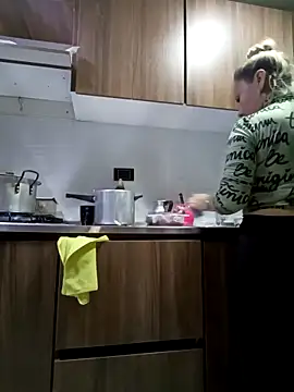 coral smitth online show from 21, 10, 2025