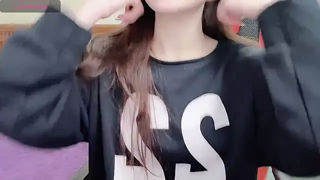 Snapshot of TrinhH_Nabbi chatting on 8, 2, 2025 TrinhH Nabbi online show from 8, 2, 2025