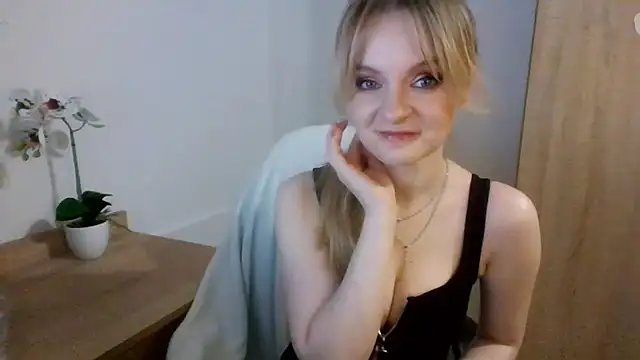 AlmaHoney online show from 7, 3, 2025