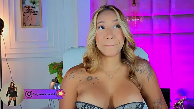 AlessiaLondon online show from 13, 7, 2026