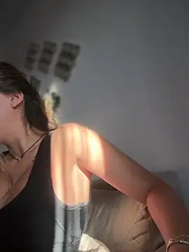 RaquelleDevon online show from 24, 9, 2025