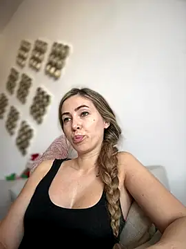 RaquelleDevon online show from 19, 12, 2025