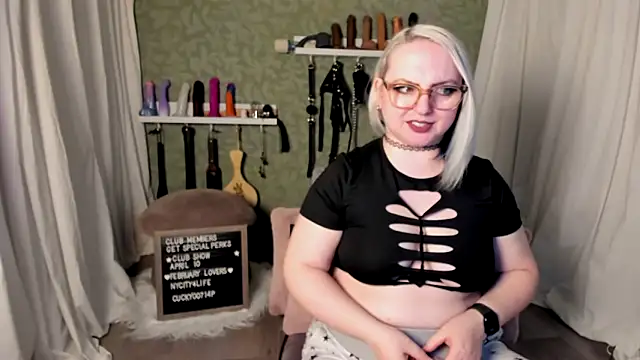 Snapshot of EvanHarlowe chatting on 27, 3, 2026 EvanHarlowe online show from 27, 3, 2026