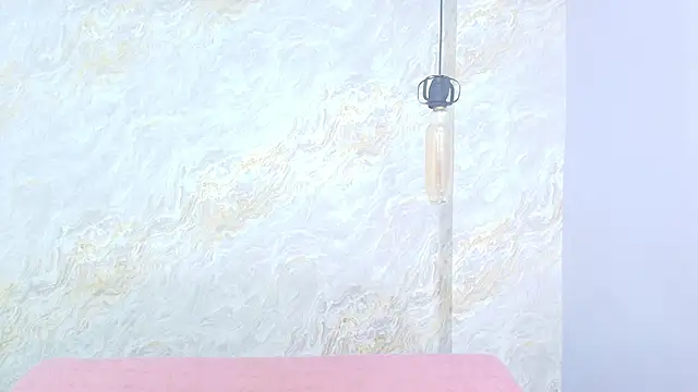 Mia candy 0 online show from 3, 10, 2025