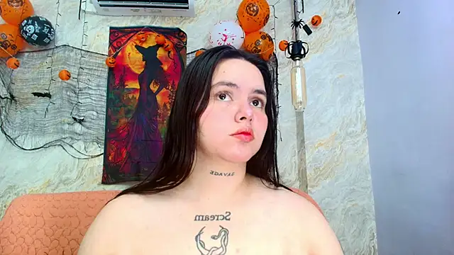 Snapshot of Mia_candy_0 chatting on 5, 11, 2025 Mia candy 0 online show from 5, 11, 2025