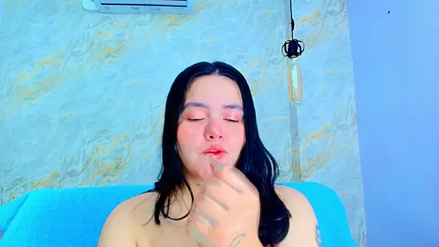 Snapshot of Mia_candy_0 chatting on 11, 1, 2026 Mia candy 0 online show from 11, 1, 2026