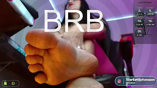 Miss scarllet  online show from 25, 2, 2025