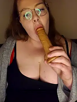 Snapshot of _Julie_x chatting on 11, 12, 2024  Julie x online show from 11, 12, 2024