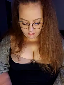 Snapshot of _Julie_x chatting on 20, 12, 2024  Julie x online show from 20, 12, 2024