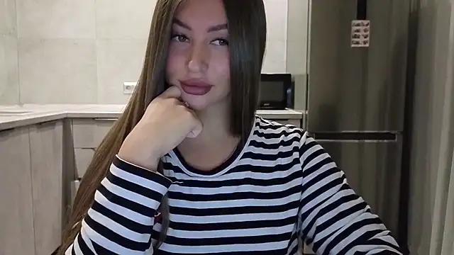 Snapshot of Cinderella____ chatting on 12, 1, 2026 Cinderella online show from 12, 1, 2026