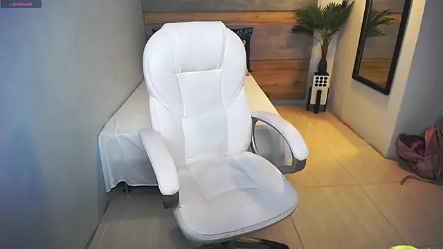 liseth fox online show from 22, 2, 2025