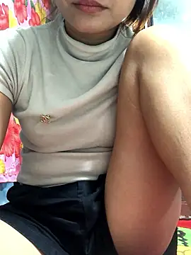 Snapshot of Cute_lady99 chatting on 13, 1, 2026 Cute lady99 online show from 13, 1, 2026