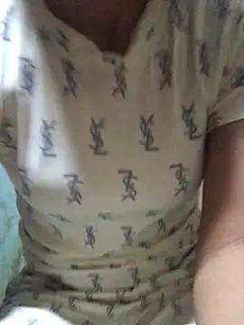 Snapshot of Cute_lady99 chatting on 18, 3, 2026 Cute lady99 online show from 18, 3, 2026