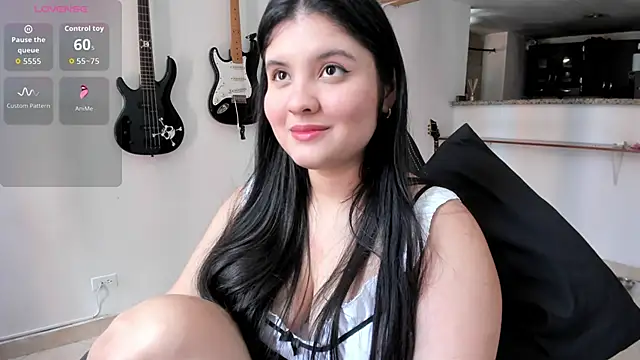 lilpervertgirl online show from 8, 11, 2025