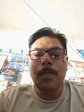 Snapshot of Srmotrs chatting on 30, 6, 2026 Srmotrs online show from 30, 6, 2026