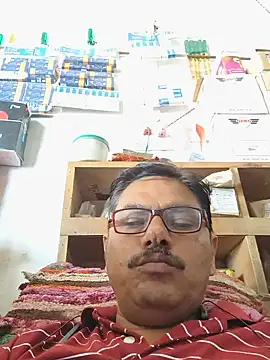 Snapshot of Srmotrs chatting on 7, 7, 2026 Srmotrs online show from 7, 7, 2026