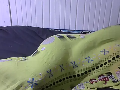 Sexy baby004 online show from 24, 9, 2025