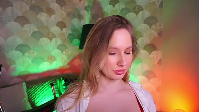 Snapshot of AnnLevine chatting on 28, 2, 2025 AnnLevine online show from 28, 2, 2025